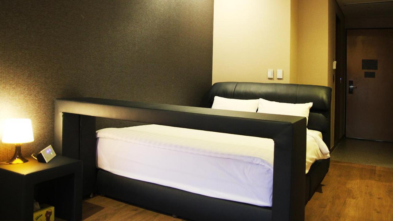 Mohenic Hotel Seoul Myeongdong Exterior photo